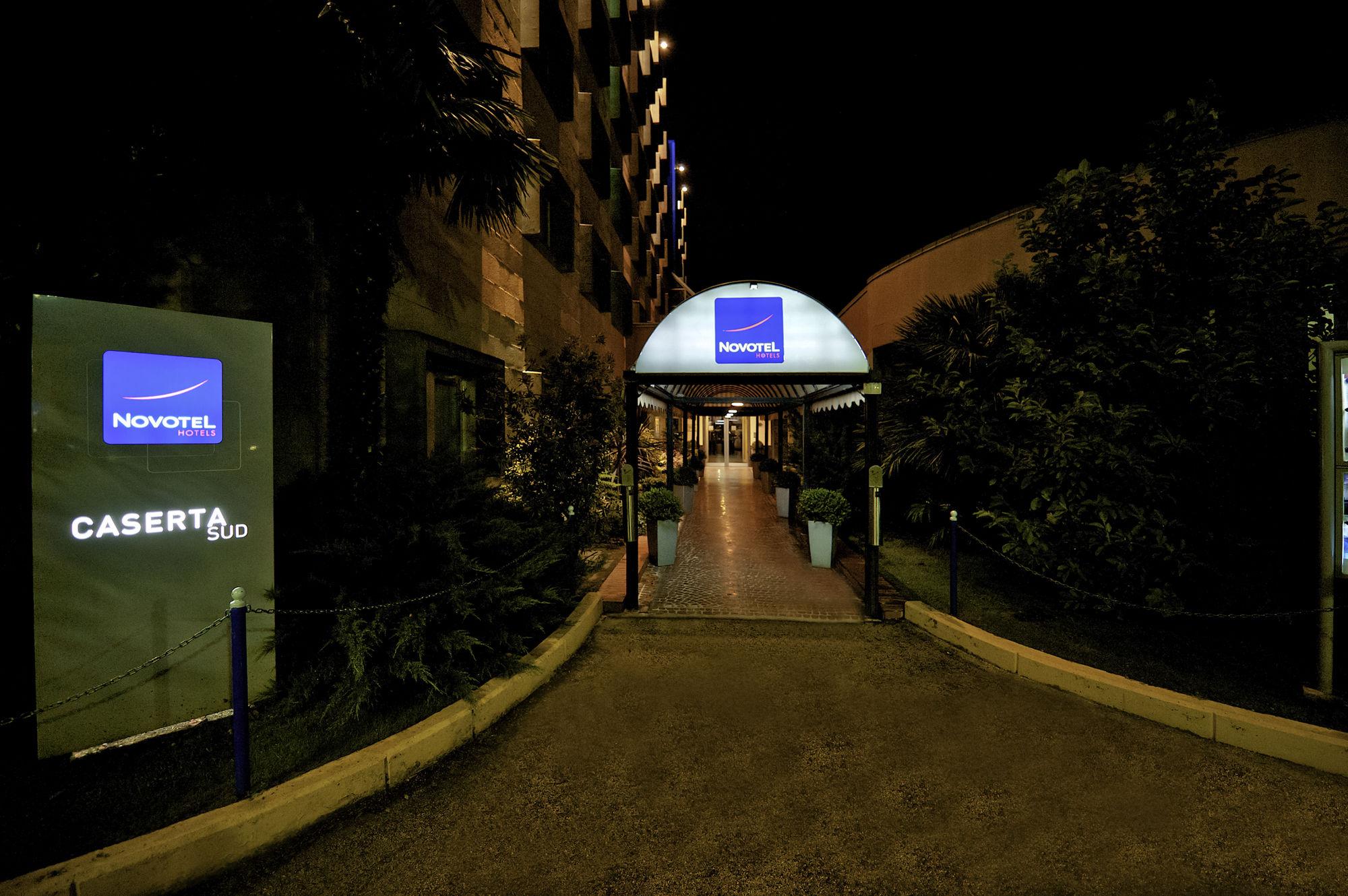 Novotel Caserta Sud Exterior foto