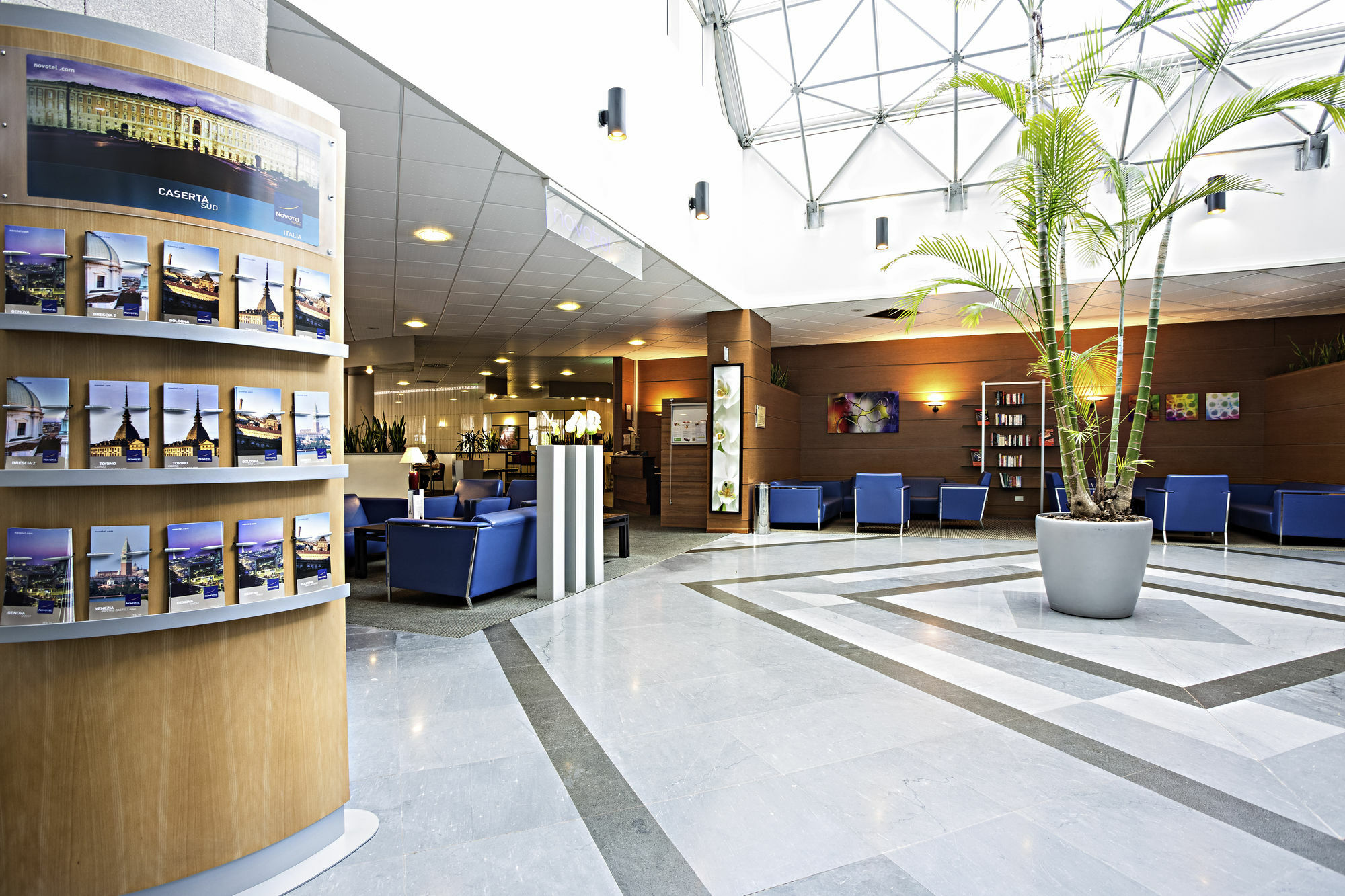 Novotel Caserta Sud Exterior foto